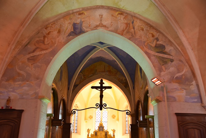 Intérieur de l'église de Villette-sur-Ain